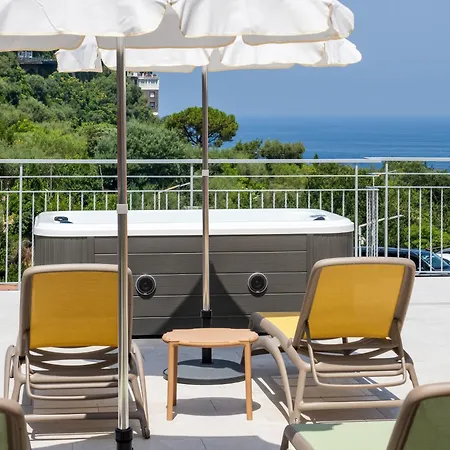 Apartment Futura Funky House - De Vivo Realty